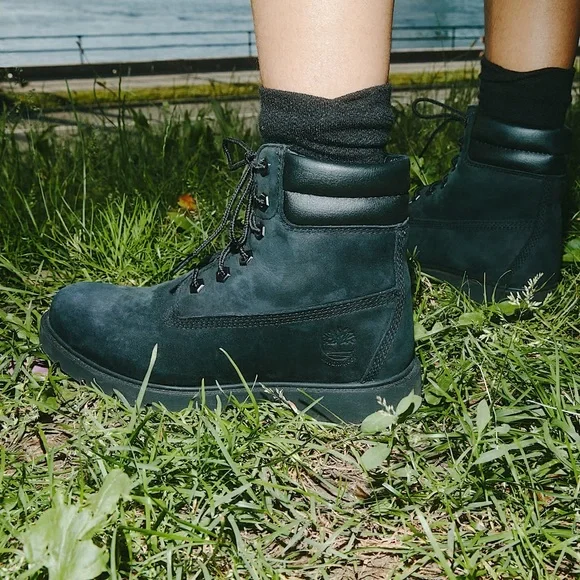 Timberland Linden Woods Black Lace-Up Boots - Picture 4 of 12